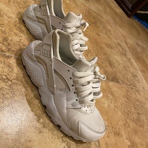Boys white Nike shoes